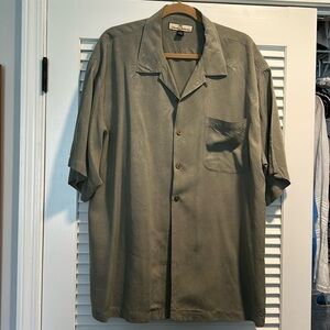 Tommy Bahama silk shirt men’s.
